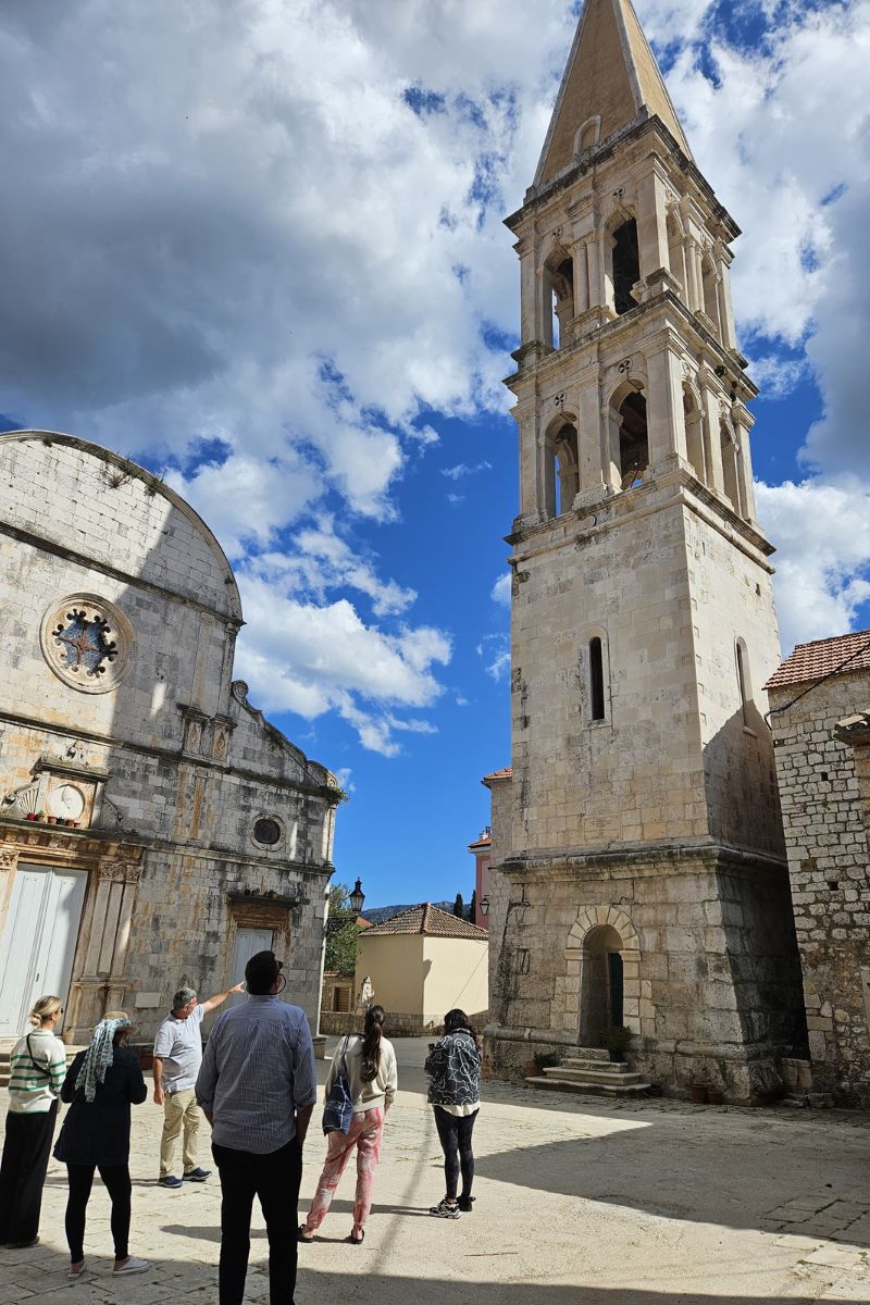 hvar1